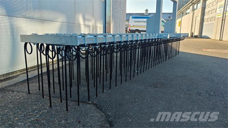 Anker Bjerre Riven 4-Rækket, 350cm, 3-punkt ophæng Muud põllumajandusmasinad