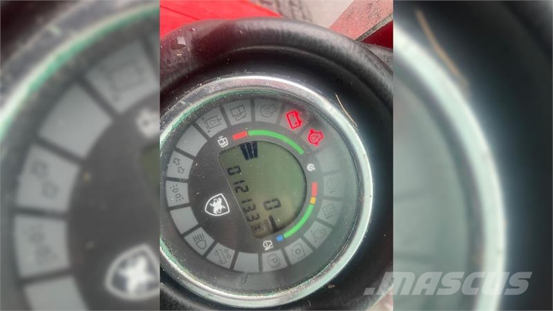 Antonio Carraro SP 4400 HST Inkl. Muratori slagleklipper Manji traktori