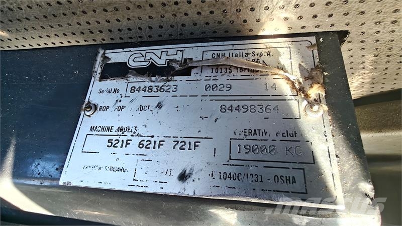 CASE 721F Chargeuse sur pneus
