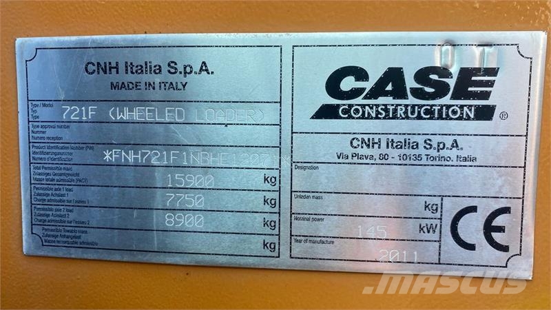 CASE 721F Chargeuse sur pneus