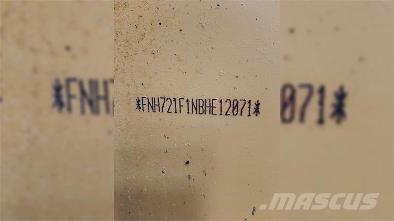 CASE 721F Chargeuse sur pneus