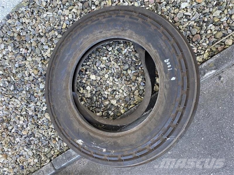 - - - Ceat 6,5 R20 Pneus, roues et jantes