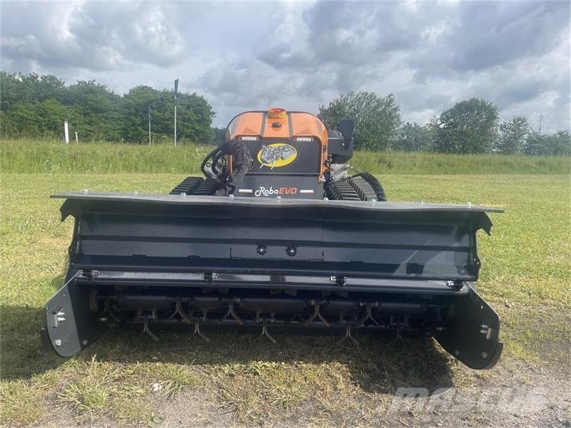 Energreen RoboEVO Inkl. 130cm slagleklipper og Warn el-spil Ρομποτικά Χορτοκοπτικά