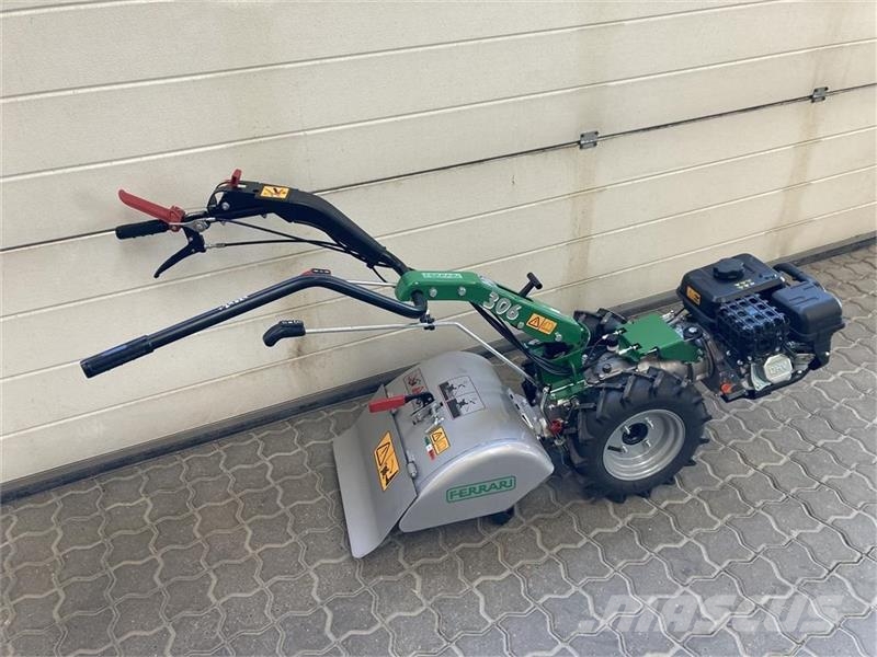 Ferrari 306 Med 46 cm fræser Kompaktní traktory