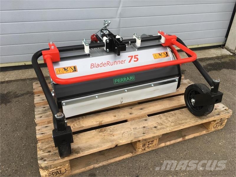 Ferrari Bladerunner slagleklipper 75 cm Kompaktní traktory