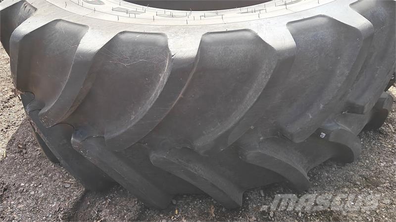 Firestone 710/70 R42 XXX الإطارات والعجلات والحافات