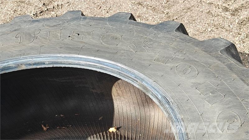 Firestone 710/70 R42 XXX الإطارات والعجلات والحافات
