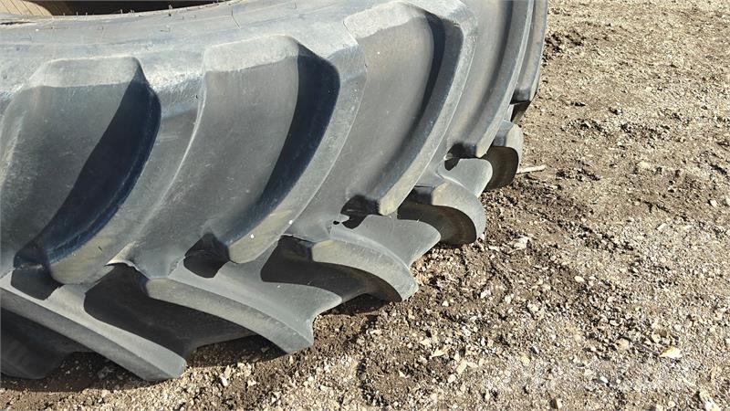 Firestone 710/70 R42 XXX الإطارات والعجلات والحافات