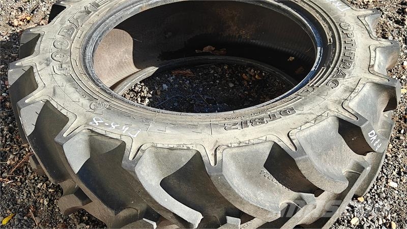 Goodyear 320/70R24 XXX Gumiabroncsok, kerekek és felnik
