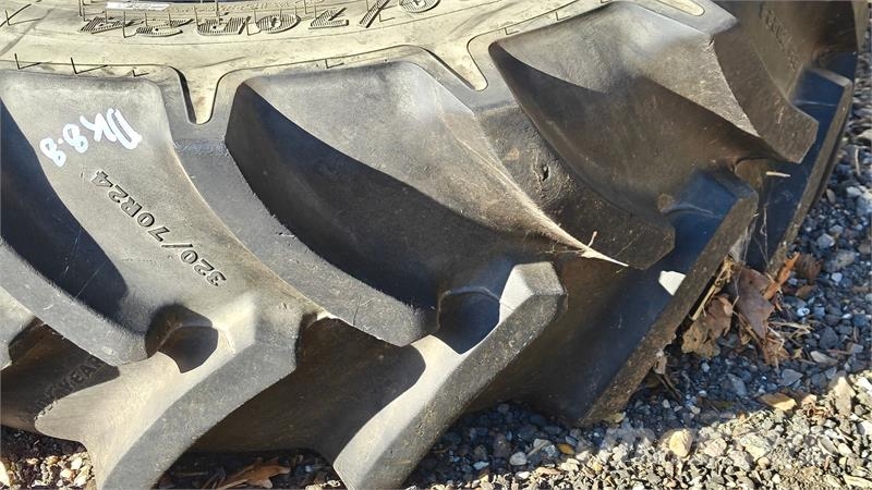 Goodyear 320/70R24 XXX Gumiabroncsok, kerekek és felnik