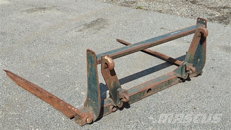 - - - Halmspyd Med Euro Fæste Front loader accessories