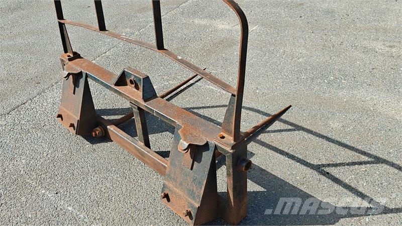 - - - Halmspyd Med ukendt fæste Front loader accessories