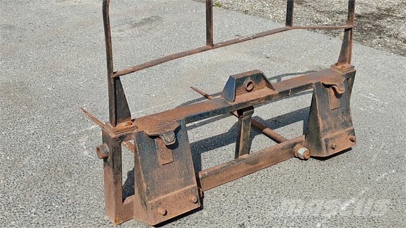 - - - Halmspyd Med ukendt fæste Front loader accessories