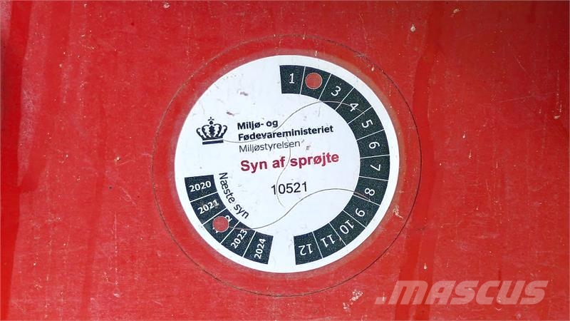 Hardi Commander 2800 Vontatott trágyaszórók