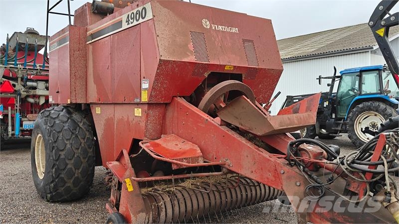 Hesston 4900 محزمات مربعة