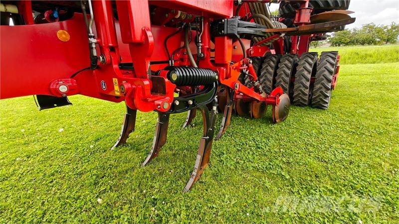 Horsch Focus 6TD مثاقيب
