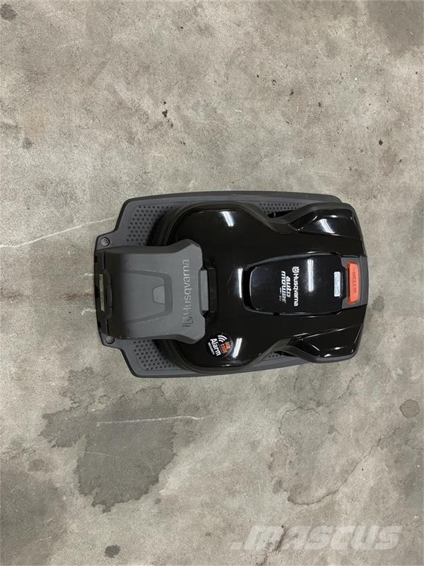 Husqvarna AM315 Mark II Inkl. Garage Robot de tonte