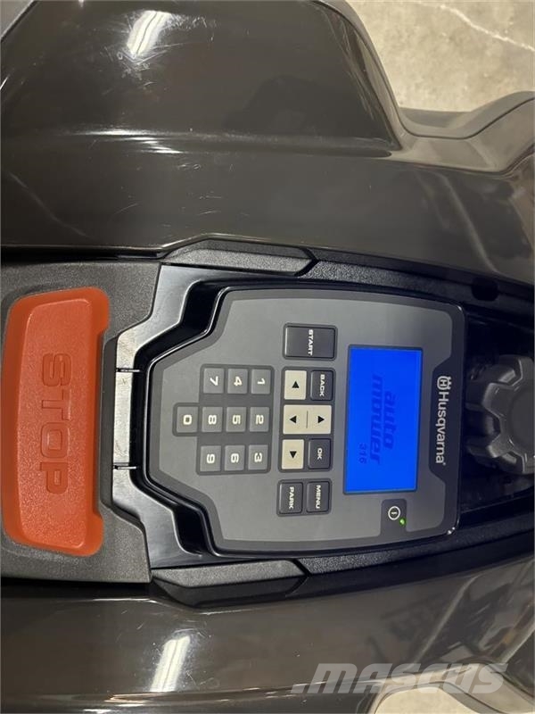 Husqvarna AM315 Mark II Inkl. Garage Robot de tonte