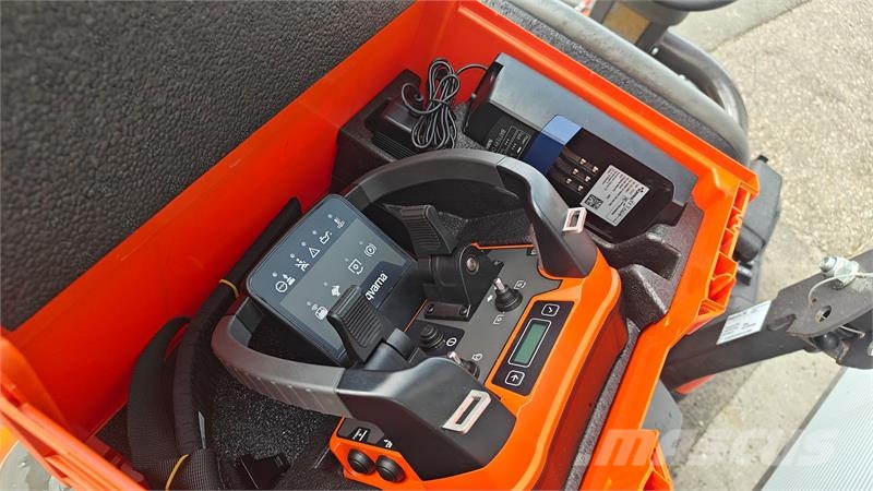 Husqvarna P524 XR fjernstyret KAN FJERNSTYRES Traktorske kosilice