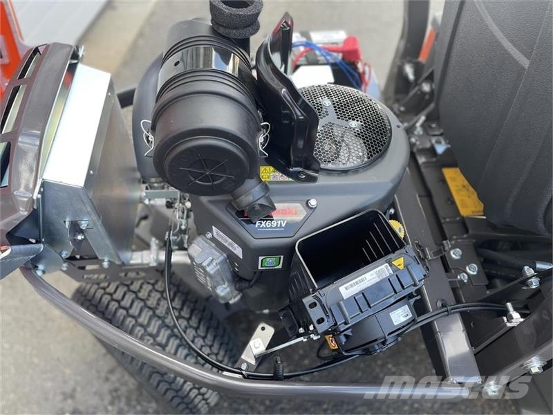 Husqvarna P524X Inkl. combi 122 cm klippebord. コンパクトトラクター