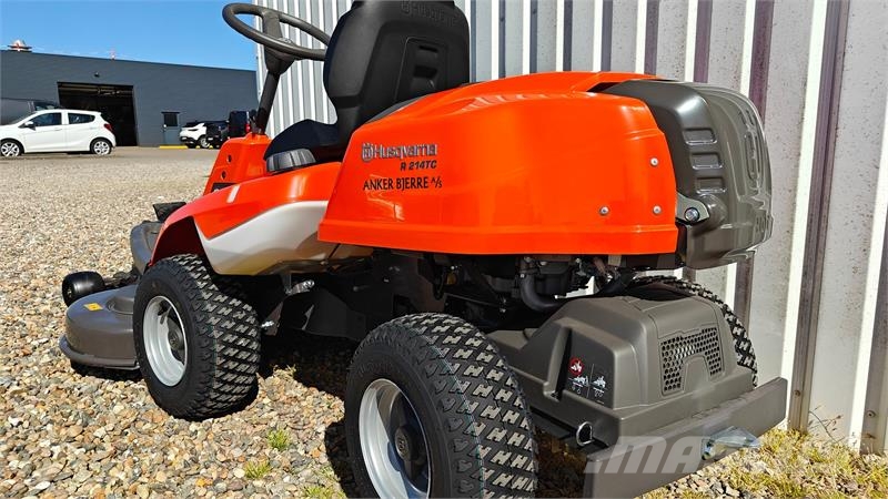 Husqvarna R 214TC 103cm klippebord جرارات مدمجة