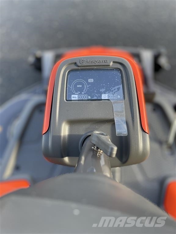 Husqvarna R 316TX Inkl. 112 cm klipper Riding mowers