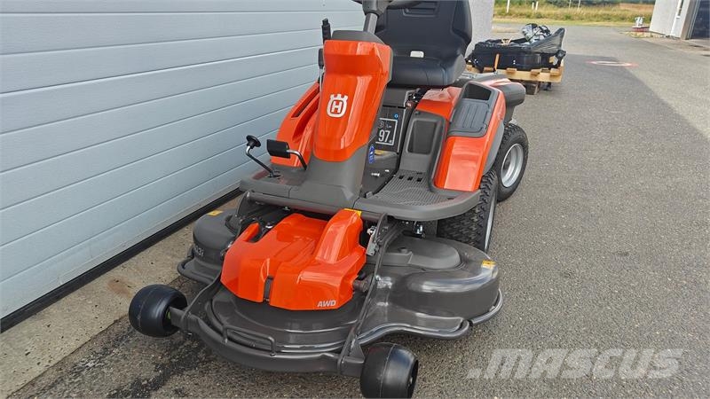 Husqvarna R200IX AWD Long Range model (dobbelt batteri) ركوب الحشائش