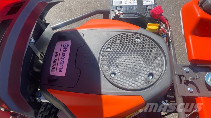 Husqvarna R214TS Inkl. 103cm klippebord Χορτοκοπτικά με καθιστό χειριστή