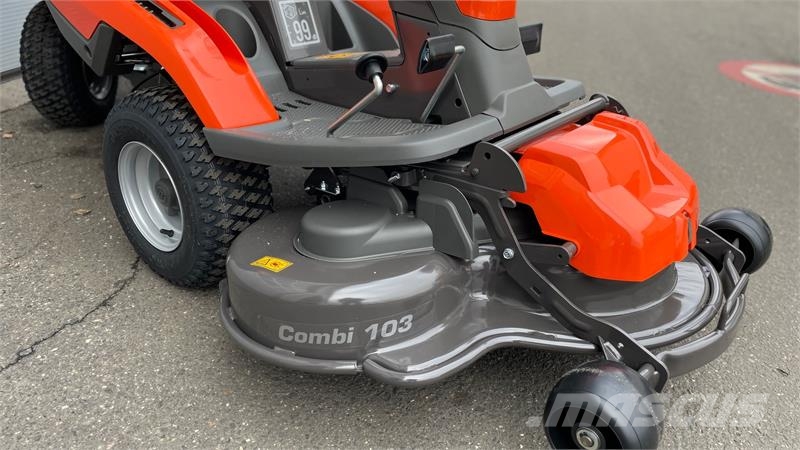 Husqvarna R216Ts Awd inkl. 103cm klipper - NY MODEL Reitermäher