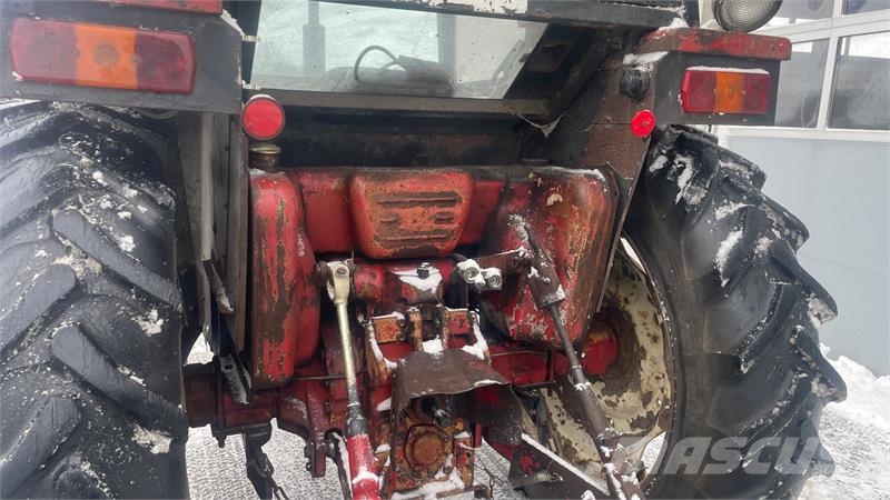 International IH 574 Traktoren