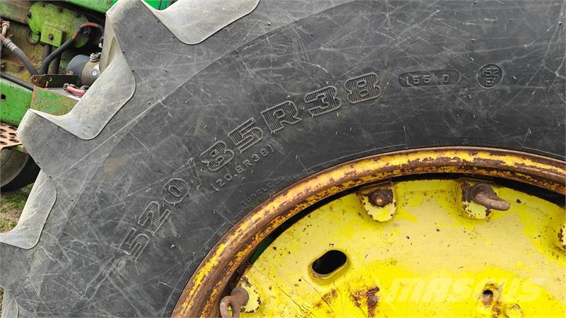 John Deere 4230 Tracteur