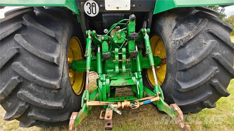 John Deere 4755 Traktorok