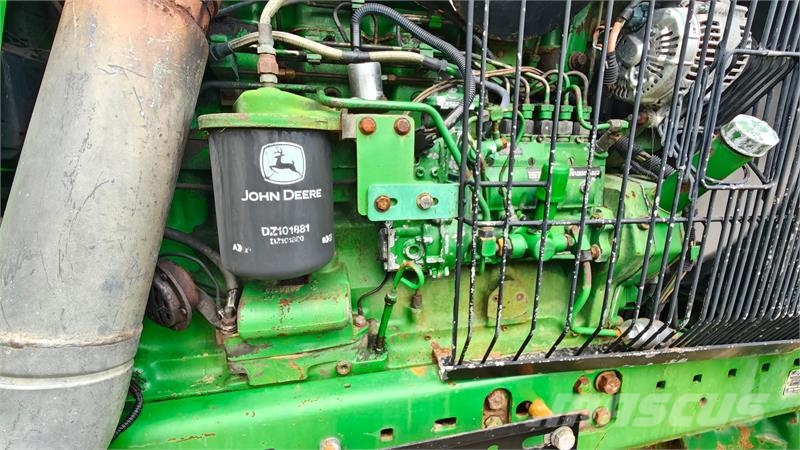 John Deere 4755 Tracteur