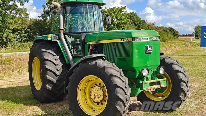 John Deere 4755 Tracteur