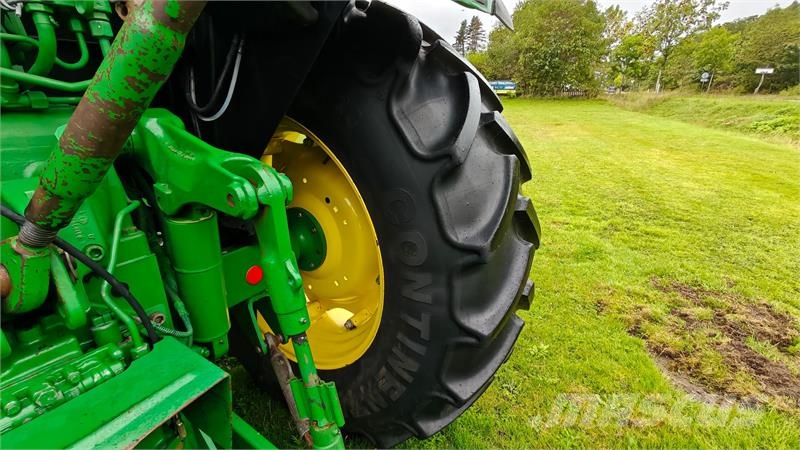 John Deere 5090R Traktori
