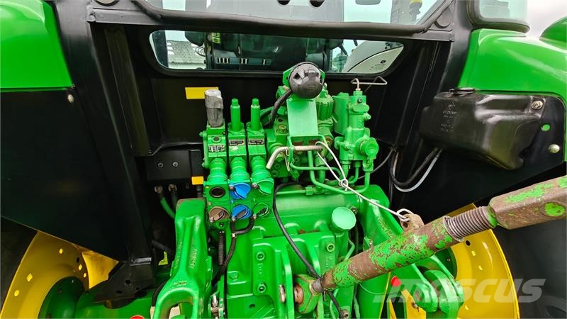 John Deere 5090R Traktori