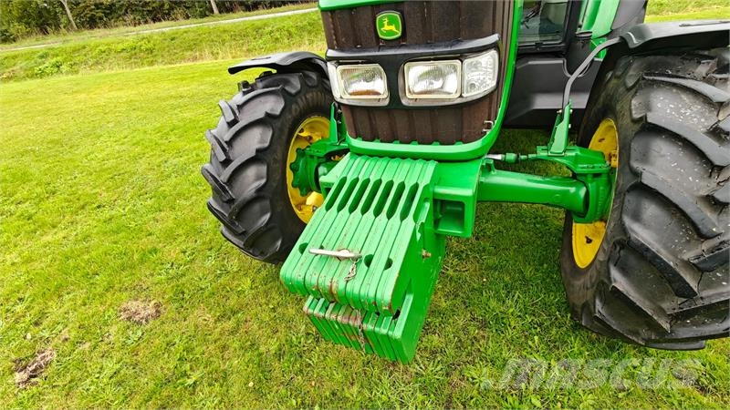 John Deere 5090R Traktori