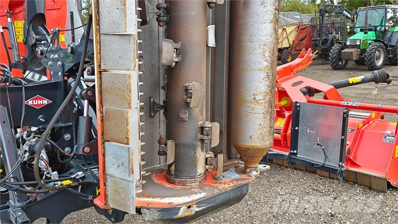 Kuhn BP 8300 og BPR 305 Žacie stroje