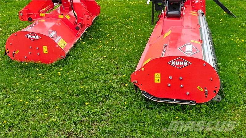 Kuhn BP 8300 og BPR 305 Kaszák