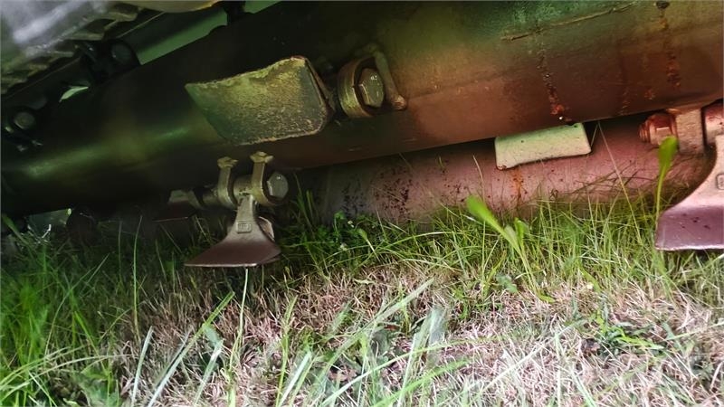 Kuhn BP 8300 og BPR 305 Kaszák