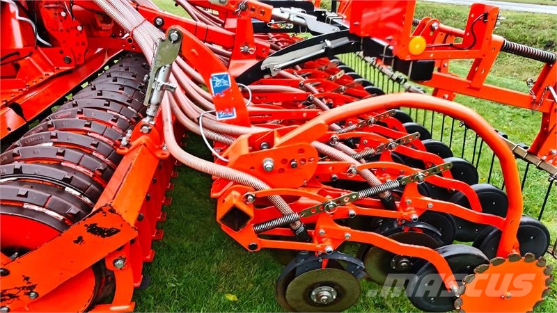 Kuhn Venta LC 4000/HR4004D مثاقيب مدمجة