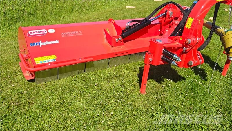 Maschio Gaspardo Giraffa XXL Udv. Gear Afklip op til Ø=12 Falciatrici
