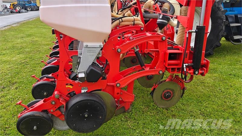Maschio Gaspardo MANTA ISOTRONIC 12-75 XL Med fronttank Sejačice