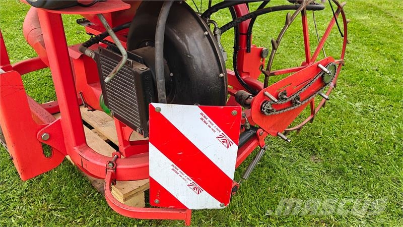 Maschio Gaspardo MANTA ISOTRONIC 12-75 XL Med fronttank Sejačice