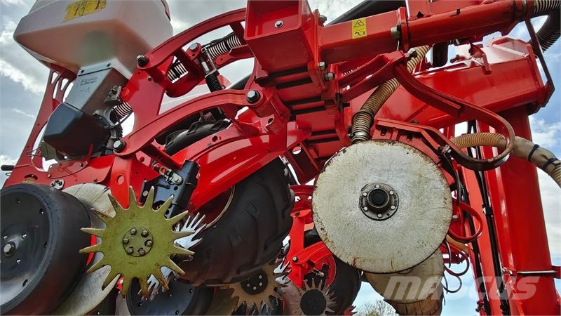 Maschio Gaspardo Mirka Isotronic 8 Mechanické sejačky