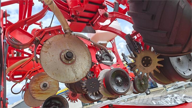 Maschio Gaspardo Mirka Isotronic 8 Mechanické sejačky