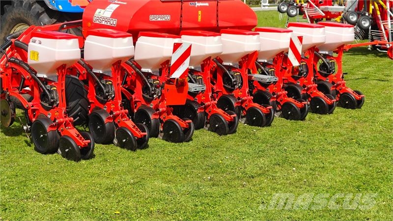 Maschio Gaspardo Mirka Isotronic 8 Mechanické sejačky