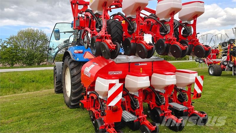 Maschio Gaspardo Mirka Isotronic 8 Mechanické sejačky