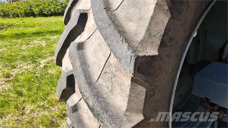 Massey Ferguson 7624 Dyna VT Traktoren
