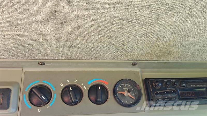 Massey Ferguson 8220 powerControl Xtra Traktoren